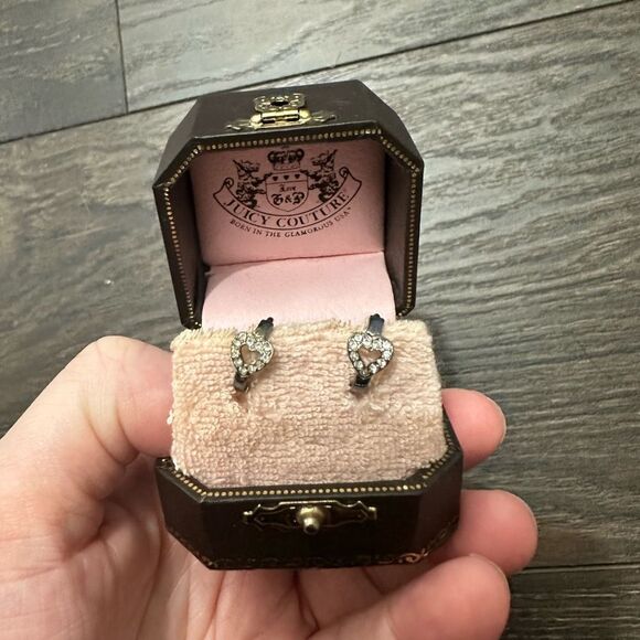 Juicy Couture Jewelry - Juicy Couture Gold Y2K 2000s Heart Mini Hoop Earrings